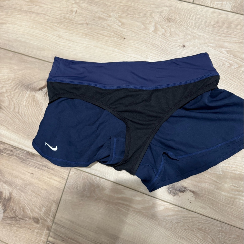 Women’s Nike Solid Element Swim Shorts, Navy, Medium - Picture 4 of 5